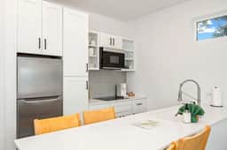 Hill Country Cottage | 1BR King | Pool + Hot Tub | Pets Welcome - Image 5