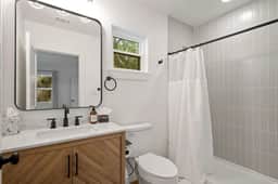 Hill Country Cottage | 2BR | Sleeps 6-8 | Pool + River | Pets OK - Image 4