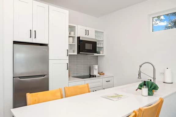 Hill Country Cottage | 1BR King | Pool + Hot Tub | Pets Welcome - Image 5
