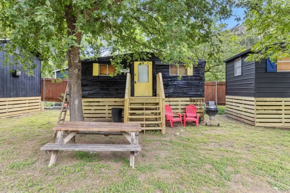 Guadalupe River Cabin | River Access| Primitive Style - Image 1
